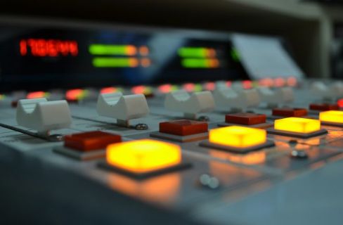 Rádio Conti Confresa inicia processo de mudança de frequência, emissora ocupará faixa 97.7